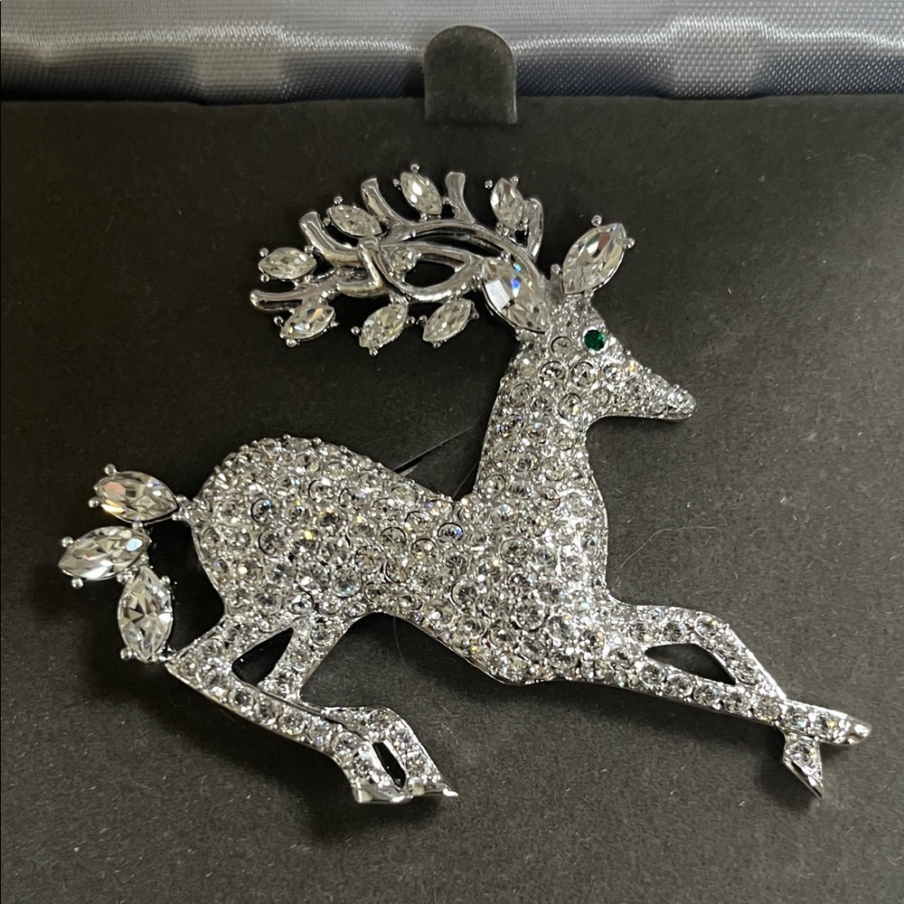 Nolan Miller Sparkling Pave Diamond Rhinestone Silver Deer Brooch - Picture 2 of 6